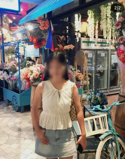 Denise, 20