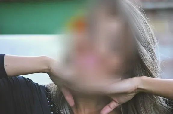 Denise, 36