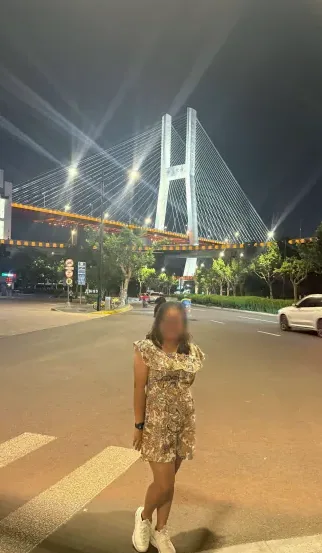 Kim, 34