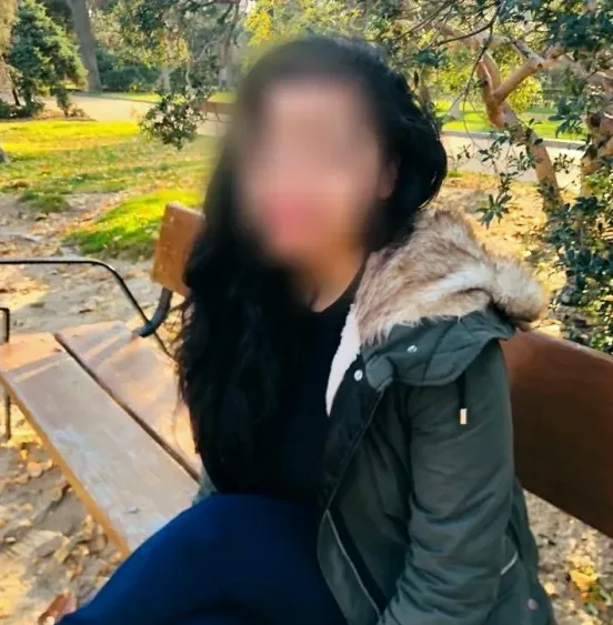 Sarah, 27
