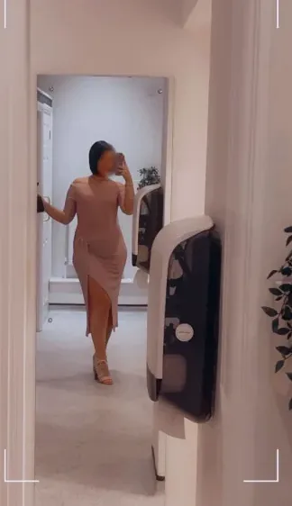 Selina, 35